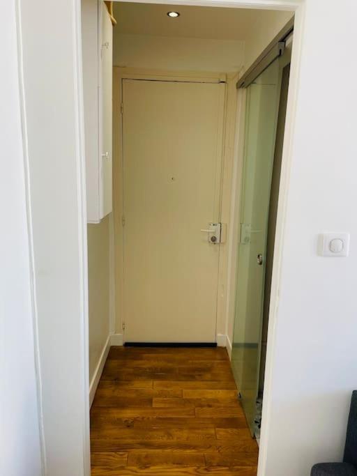 Charming & Cocooning Flat - Canal De L'Ourq Pantin Exterior photo